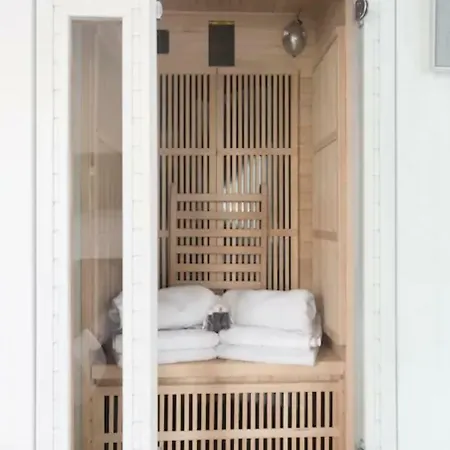 123home-suite & 3* Serris
